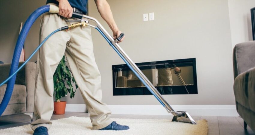 Professional carpet cleaning service in Sarasota, featuring advanced eco-friendly cleaning techniques for spotless and allergen-free carpets.