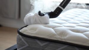 Expert mattress sanitization services in Fort Lauderdale to remove odors, allergens, and bacteria.